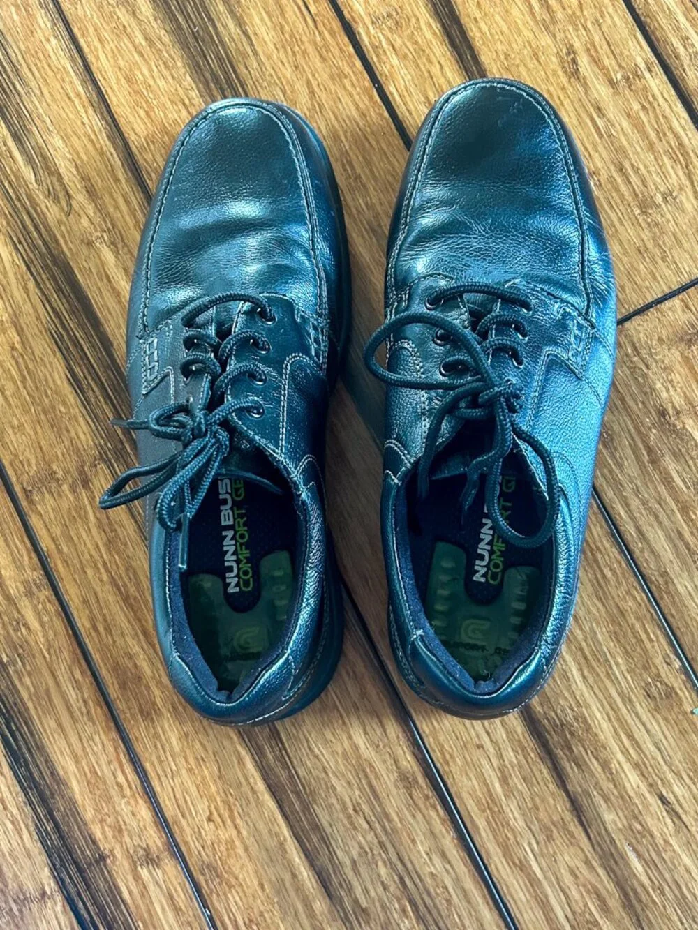 Black mens dress shoes size 9W